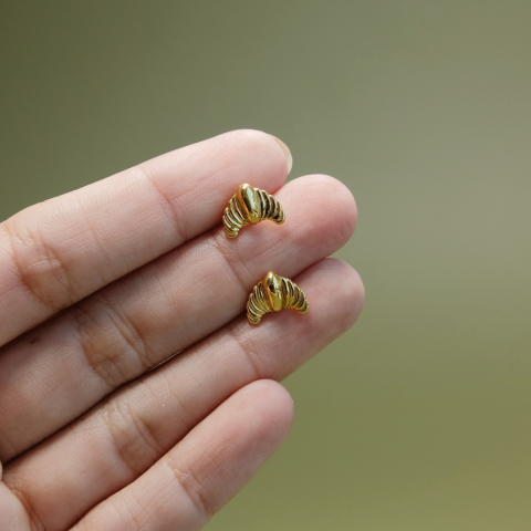 CROI STUD EARRINGS